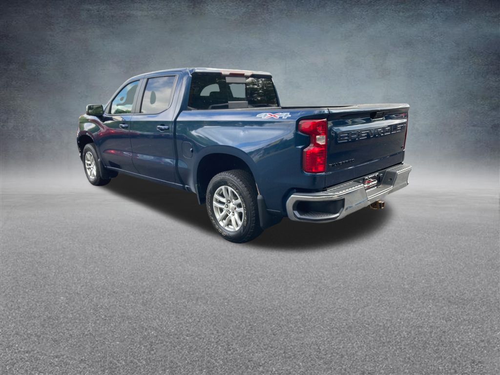 2021 Chevrolet Silverado 1500 LT photo 3
