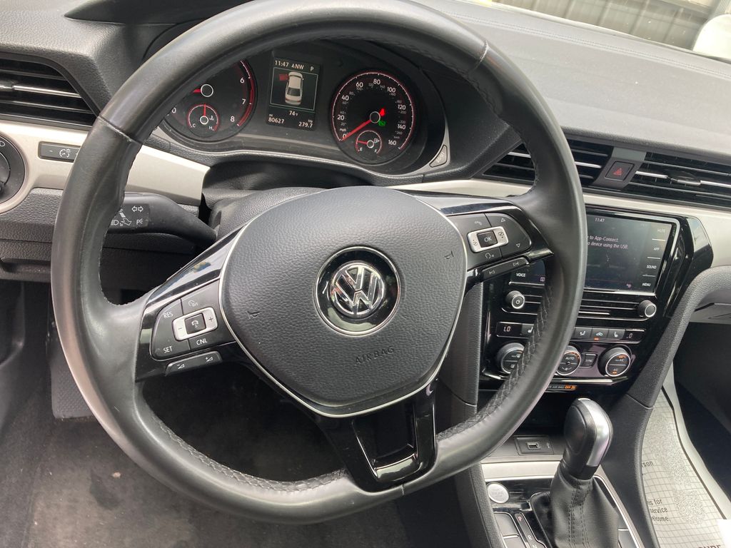 2022 Volkswagen Passat SE - Photo 18