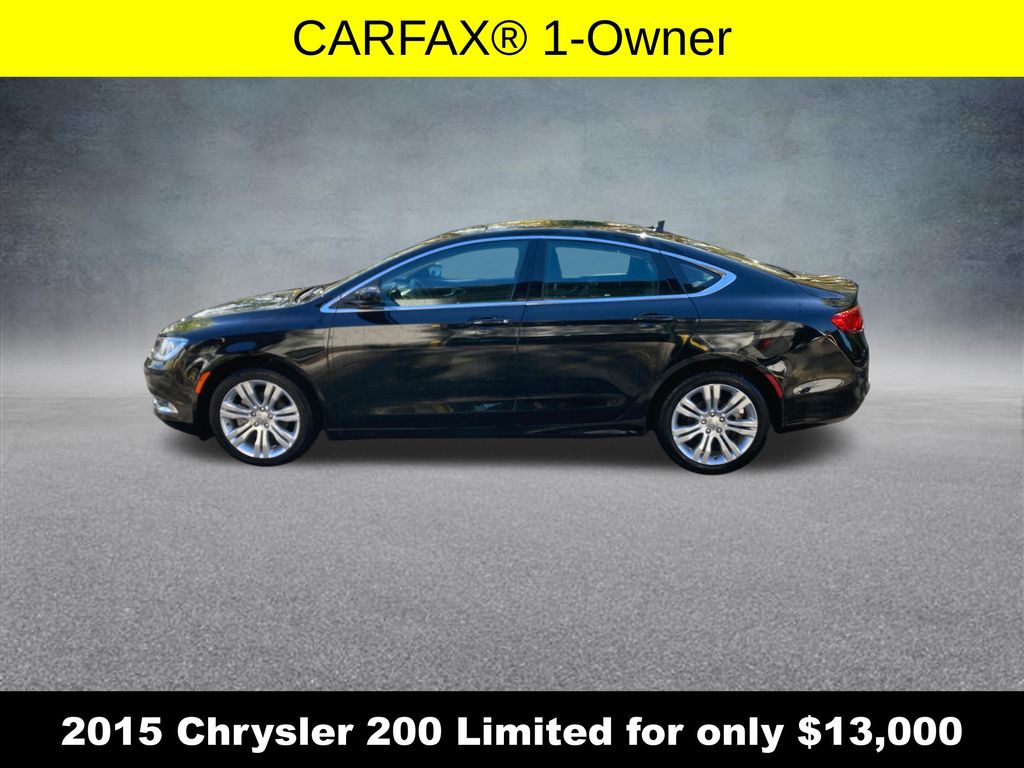 2015 Chrysler 200 Limited photo 2