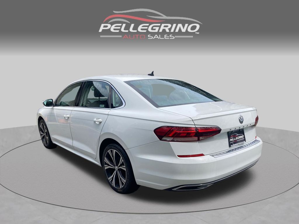 2022 Volkswagen Passat SE - Photo 4