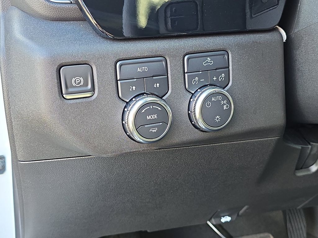 2025 GMC Sierra 1500 SLE - Photo 18