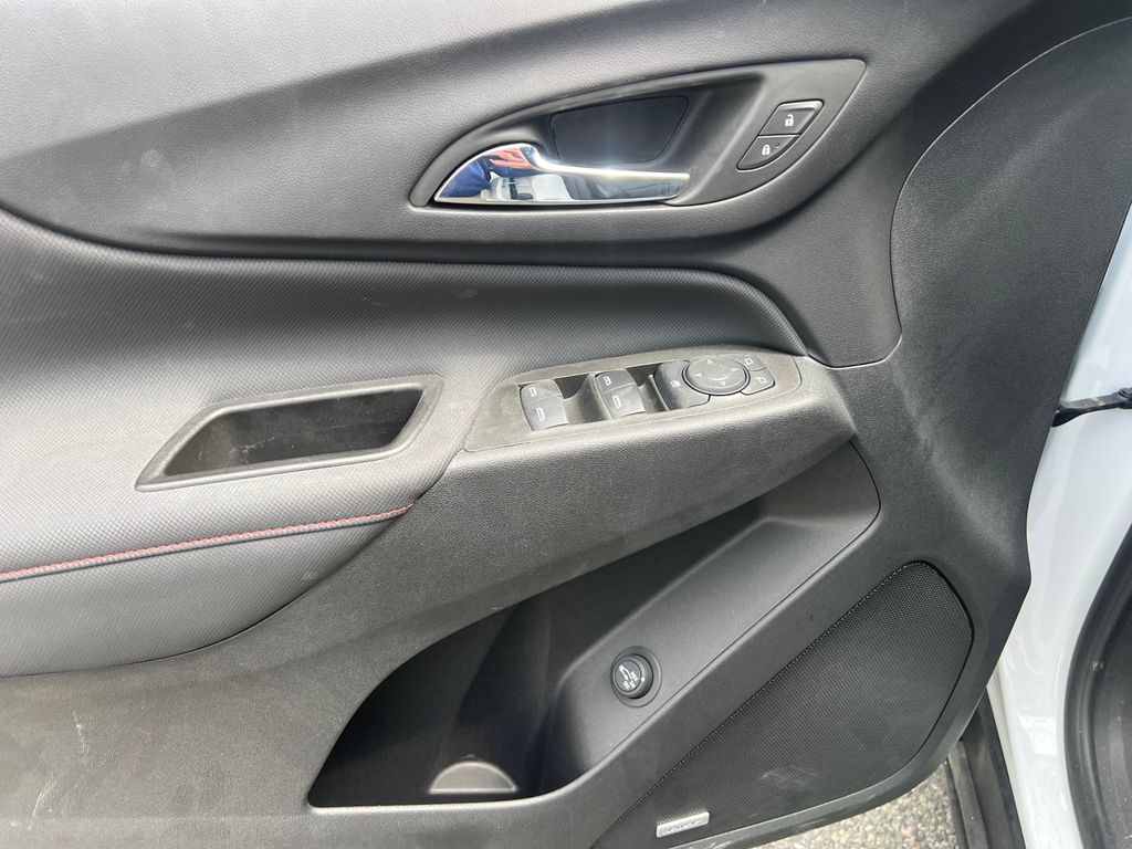2022 Chevrolet Equinox RS - Photo 9