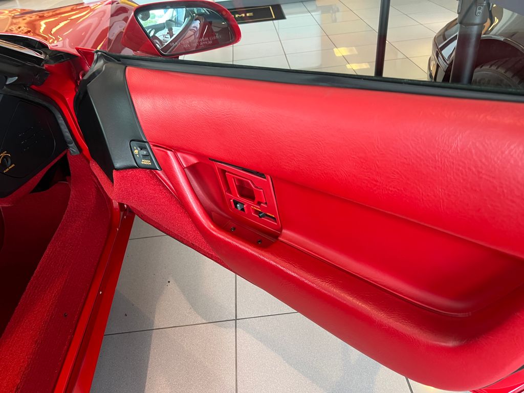 1990 Chevrolet Corvette - Photo 20