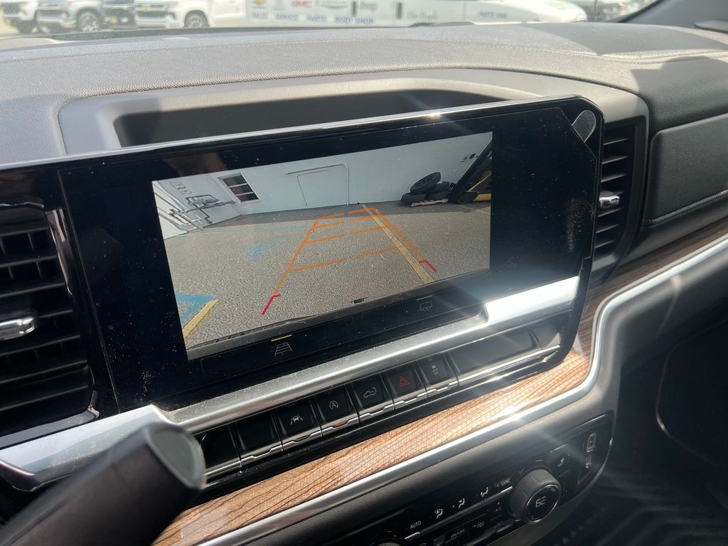 2022 Chevrolet Silverado 1500 LT - Photo 22