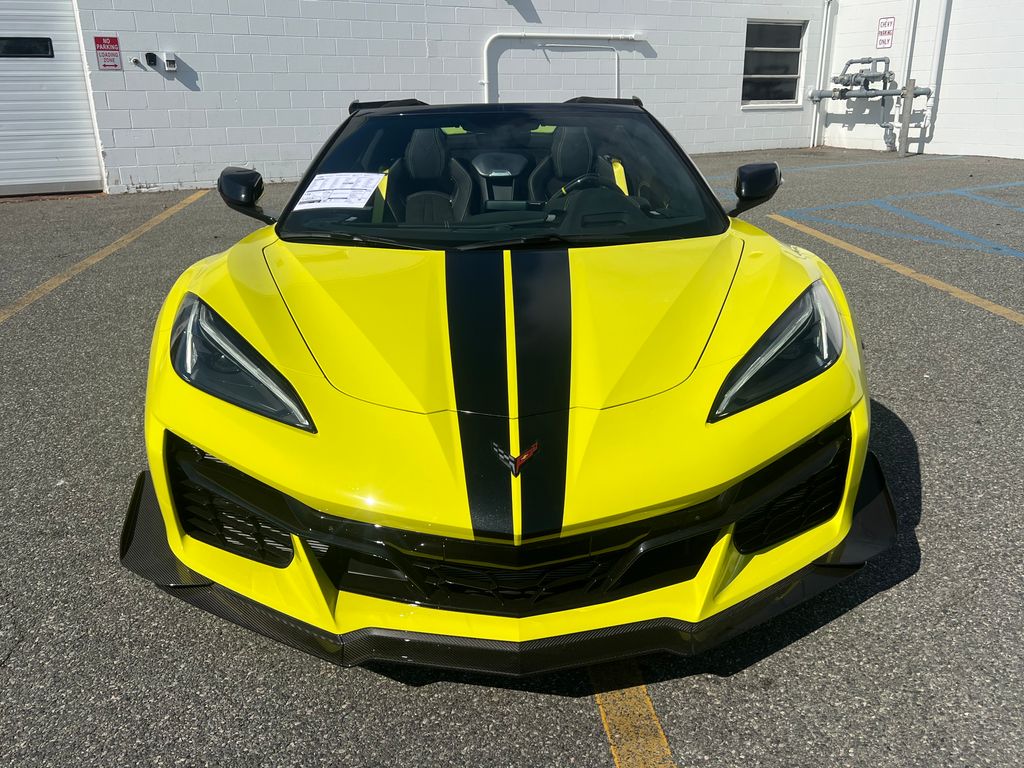2023 Chevrolet Corvette 3LZ - Photo 17