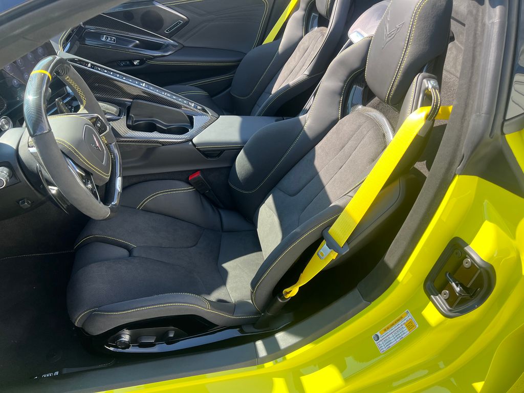 2023 Chevrolet Corvette 3LZ - Photo 19