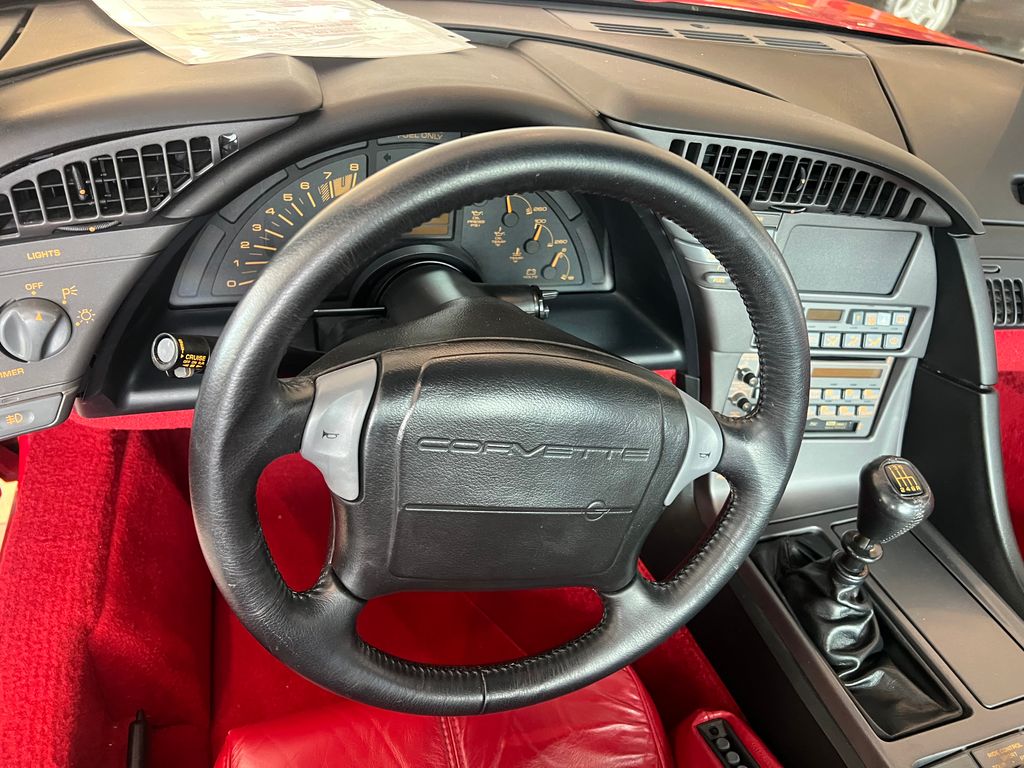 1990 Chevrolet Corvette - Photo 17