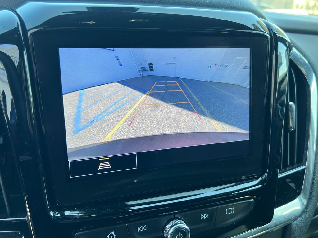 2023 Chevrolet Traverse 3LT - Photo 11
