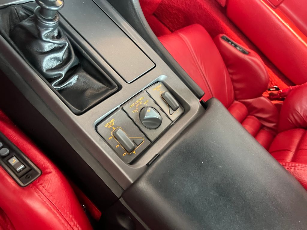 1990 Chevrolet Corvette - Photo 15