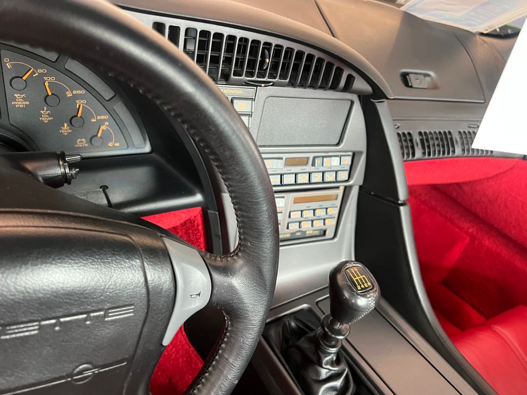 1990 Chevrolet Corvette - Photo 16