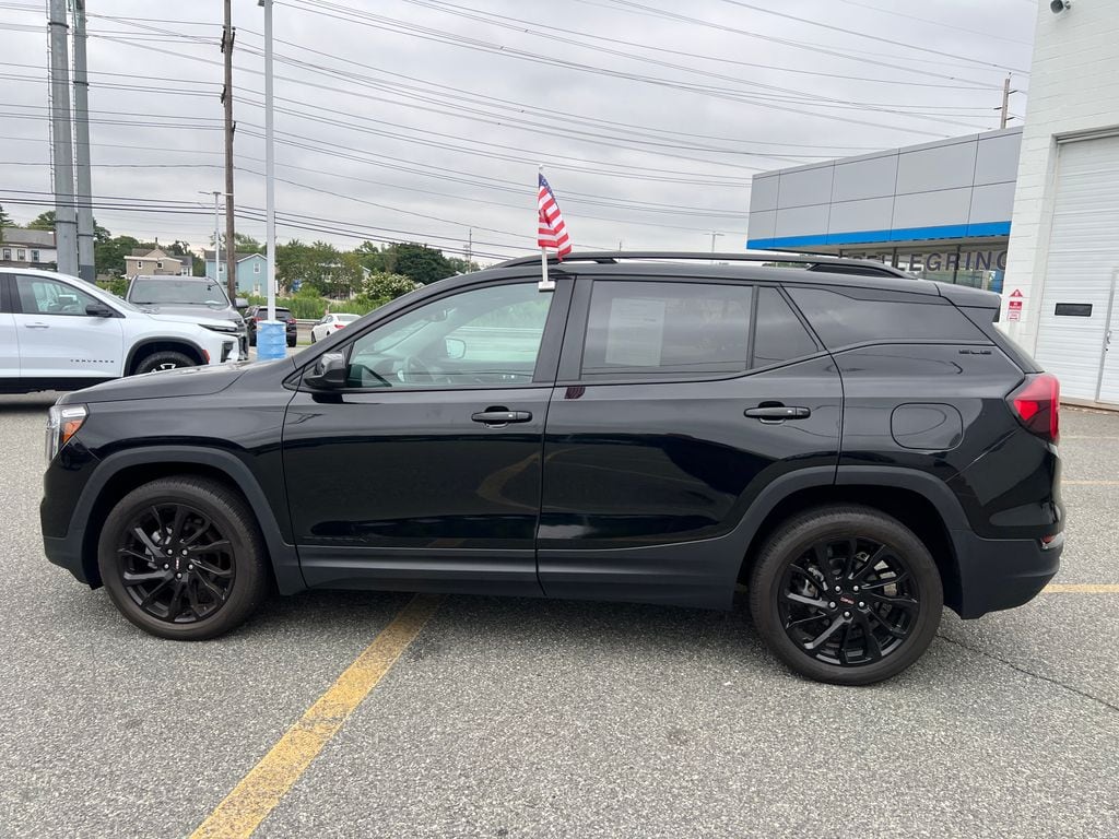 2023 GMC Terrain SLE - Photo 8