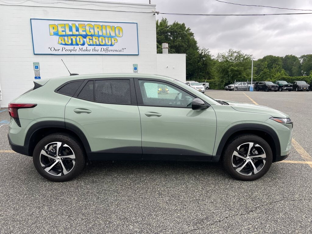 Certified 2024 Chevrolet Trax 1RS SUV