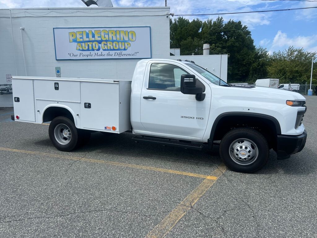 Used 2025 Chevrolet Silverado 3500 HD Chassis Work Truck Truck Regular Cab