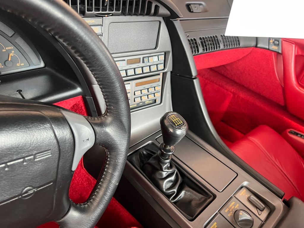 1990 Chevrolet Corvette - Photo 13