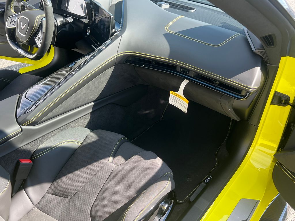 2023 Chevrolet Corvette 3LZ - Photo 36