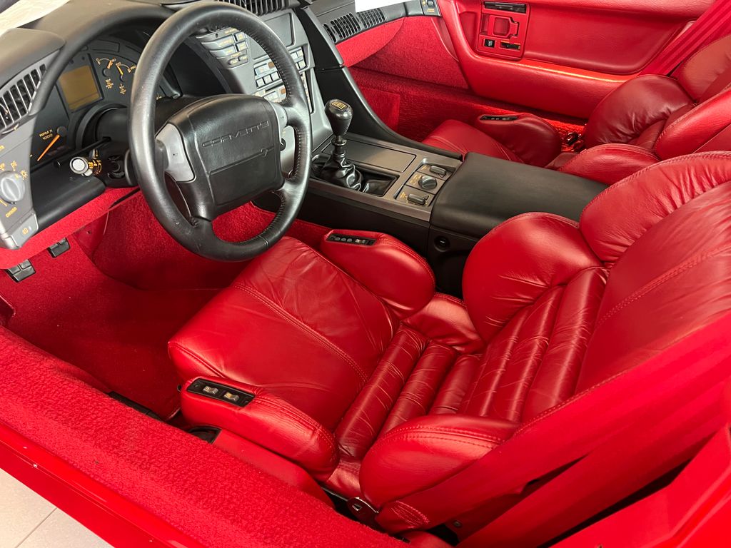 1990 Chevrolet Corvette - Photo 12