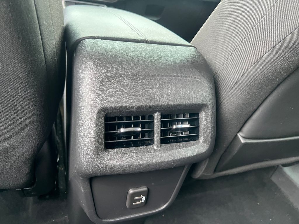 2023 GMC Terrain SLE - Photo 21