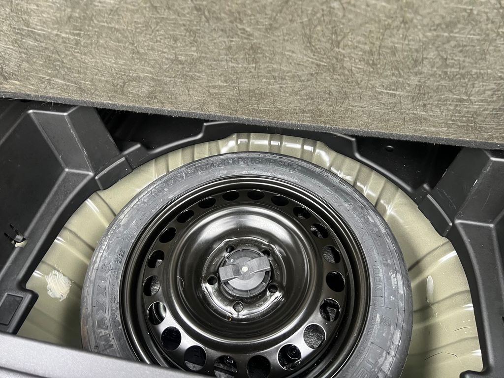 2023 GMC Terrain SLE - Photo 24