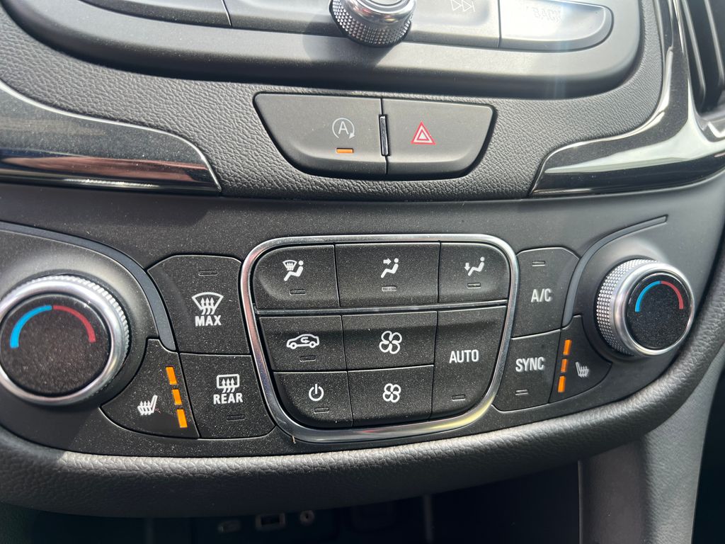 2022 Chevrolet Equinox RS - Photo 14