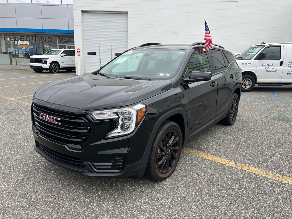 2023 GMC Terrain SLE - Photo 10