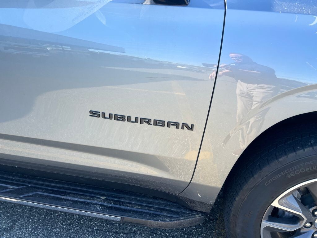 Certified 2023 Chevrolet Suburban LS SUV