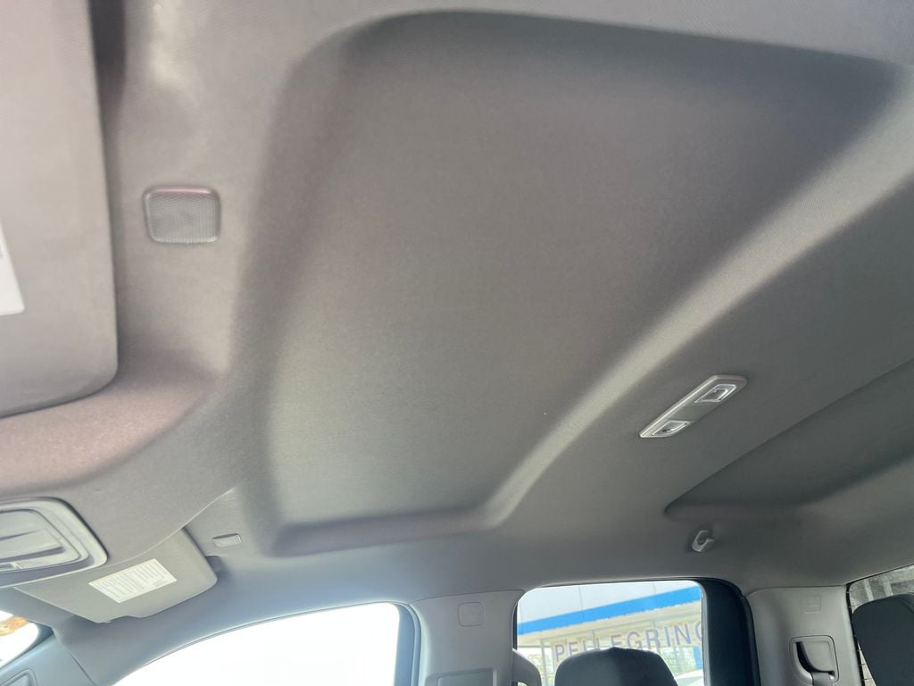 2022 Chevrolet Silverado 1500 LT - Photo 16