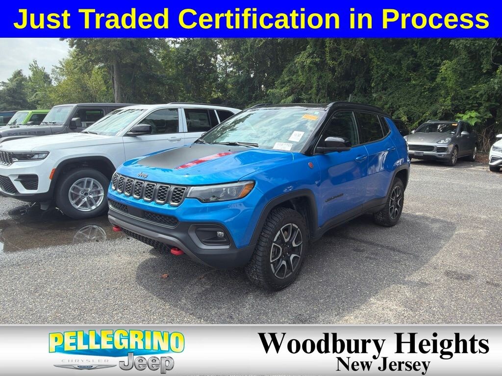 Used 2025 Jeep Compass Trailhawk SUV