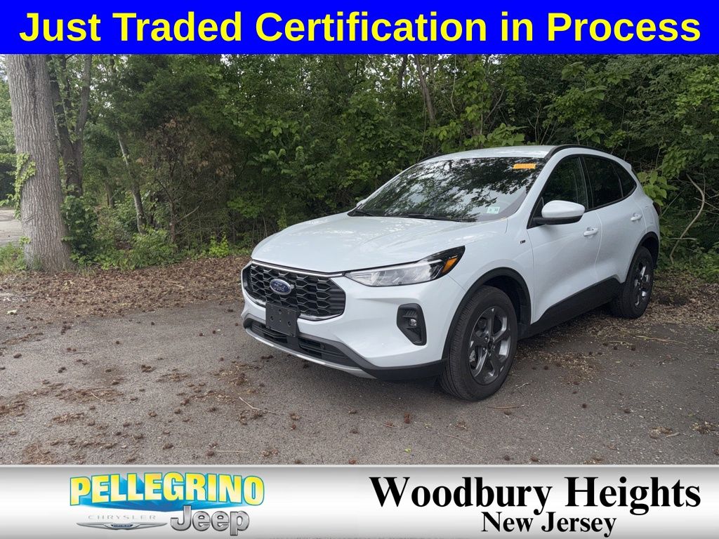 2025 Ford Escape Hybrid