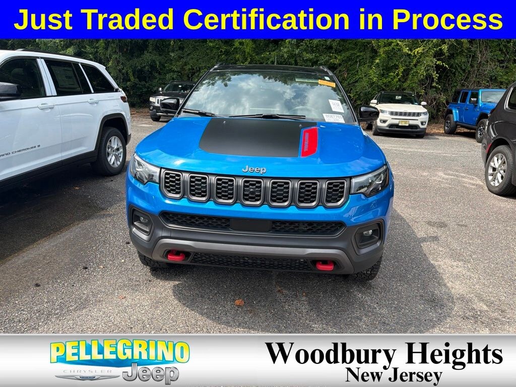 Used 2025 Jeep Compass Trailhawk SUV
