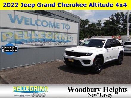 2022 Jeep Grand Cherokee Altitude SUV