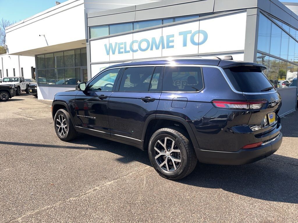 Used 2023 Jeep Grand Cherokee L Limited SUV