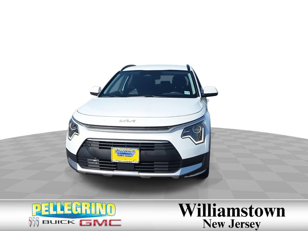 Used 2023 Kia Niro EX SUV