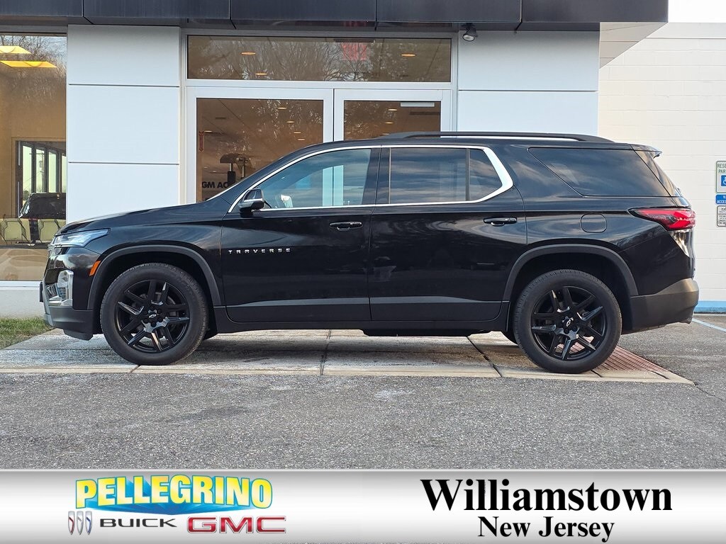 Used 2023 Chevrolet Traverse LT Leather SUV