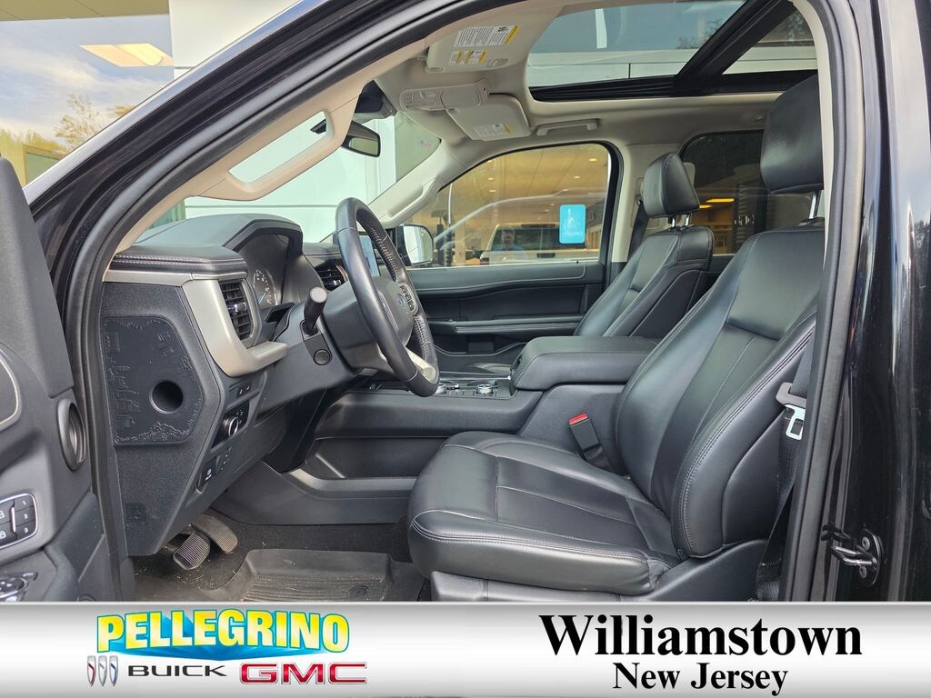 Used 2024 Ford Expedition XLT SUV