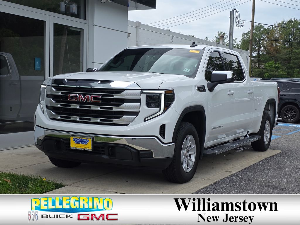 2025 GMC Sierra 4WD Crew Cab Short Box SLE's photo