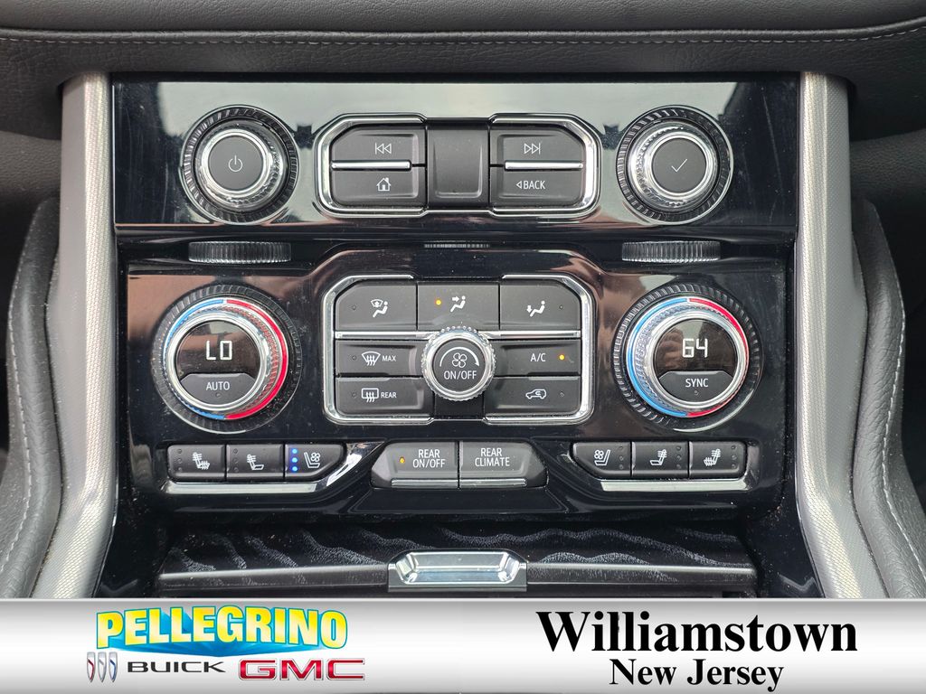 2024 GMC Yukon Denali - Photo 9