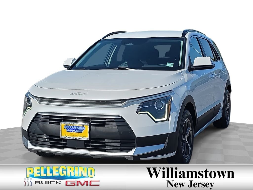 Used 2023 Kia Niro EX SUV