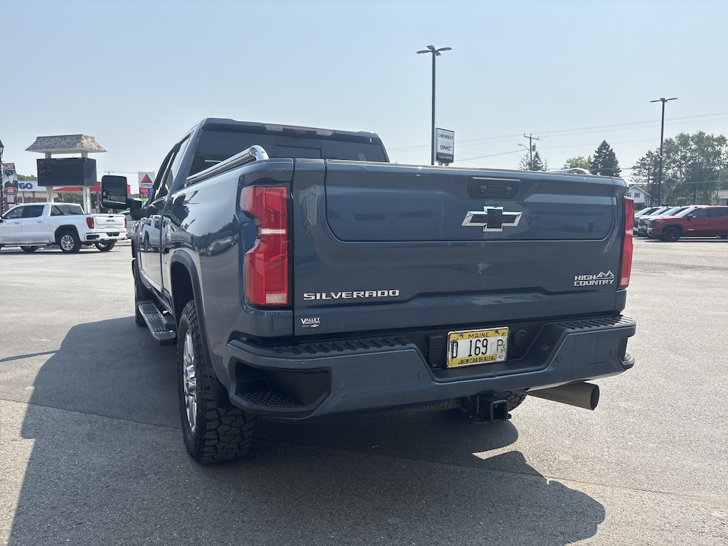 Used 2025 Chevrolet Silverado 2500HD High Country 4WD Crew Cab 159 High Country