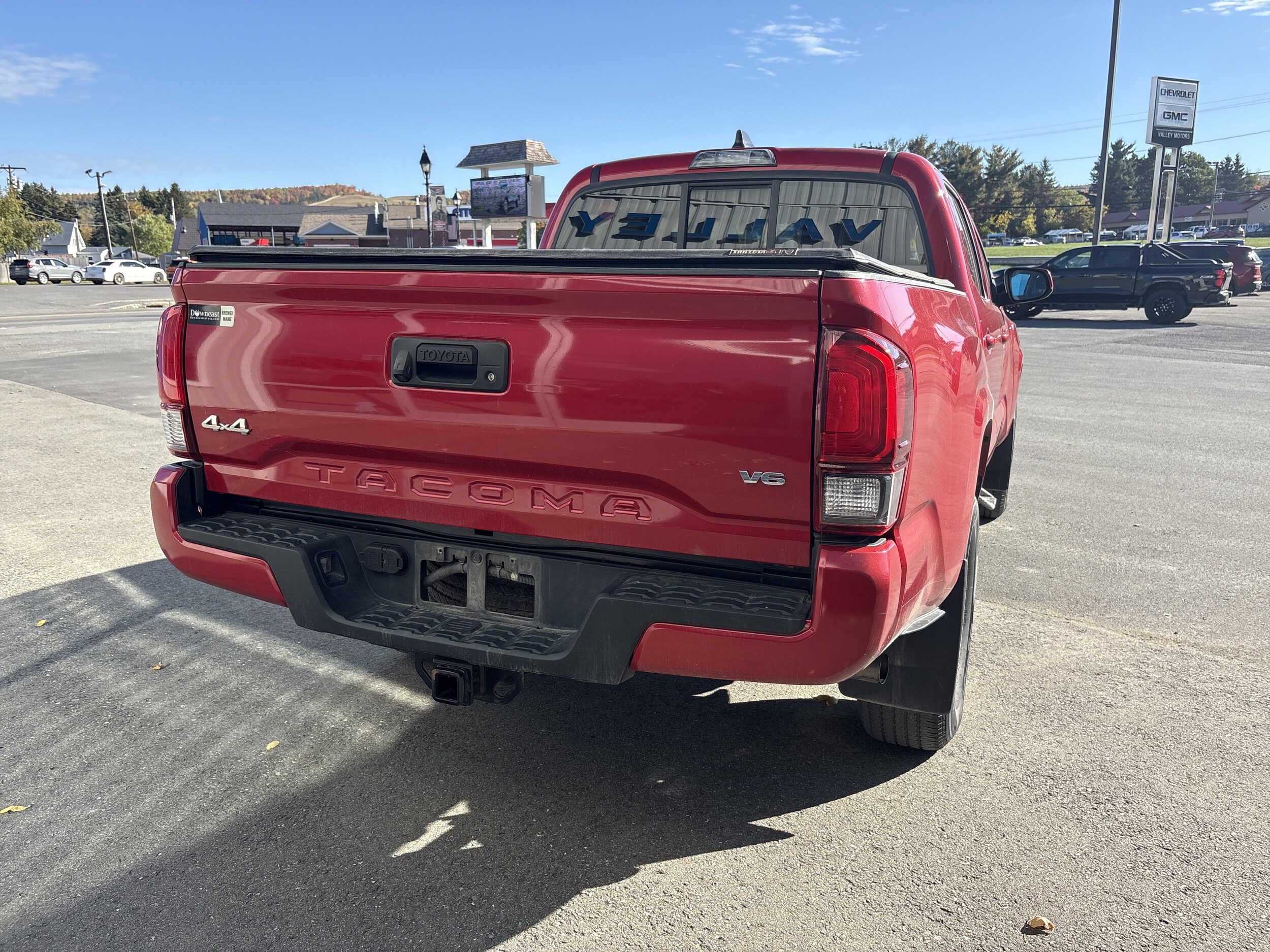 2021 Toyota Tacoma SR Double Cab V6 photo 3