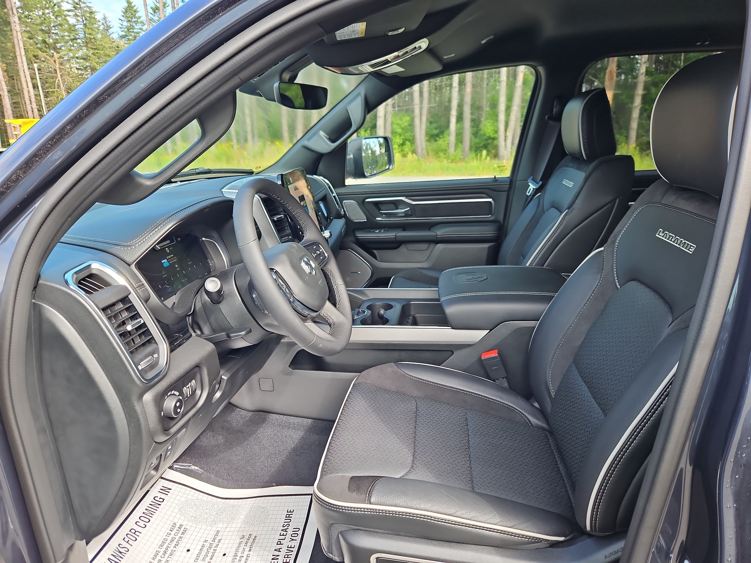 2026 RAM 1500 Laramie - Photo 10