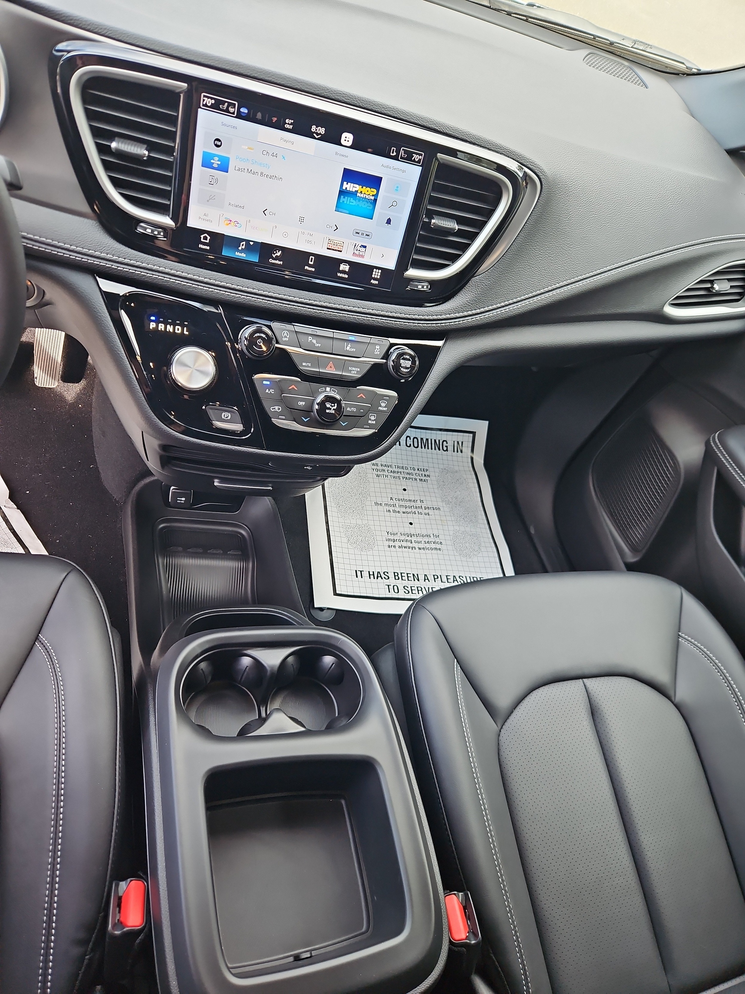 2026 Chrysler Pacifica Select - Photo 12