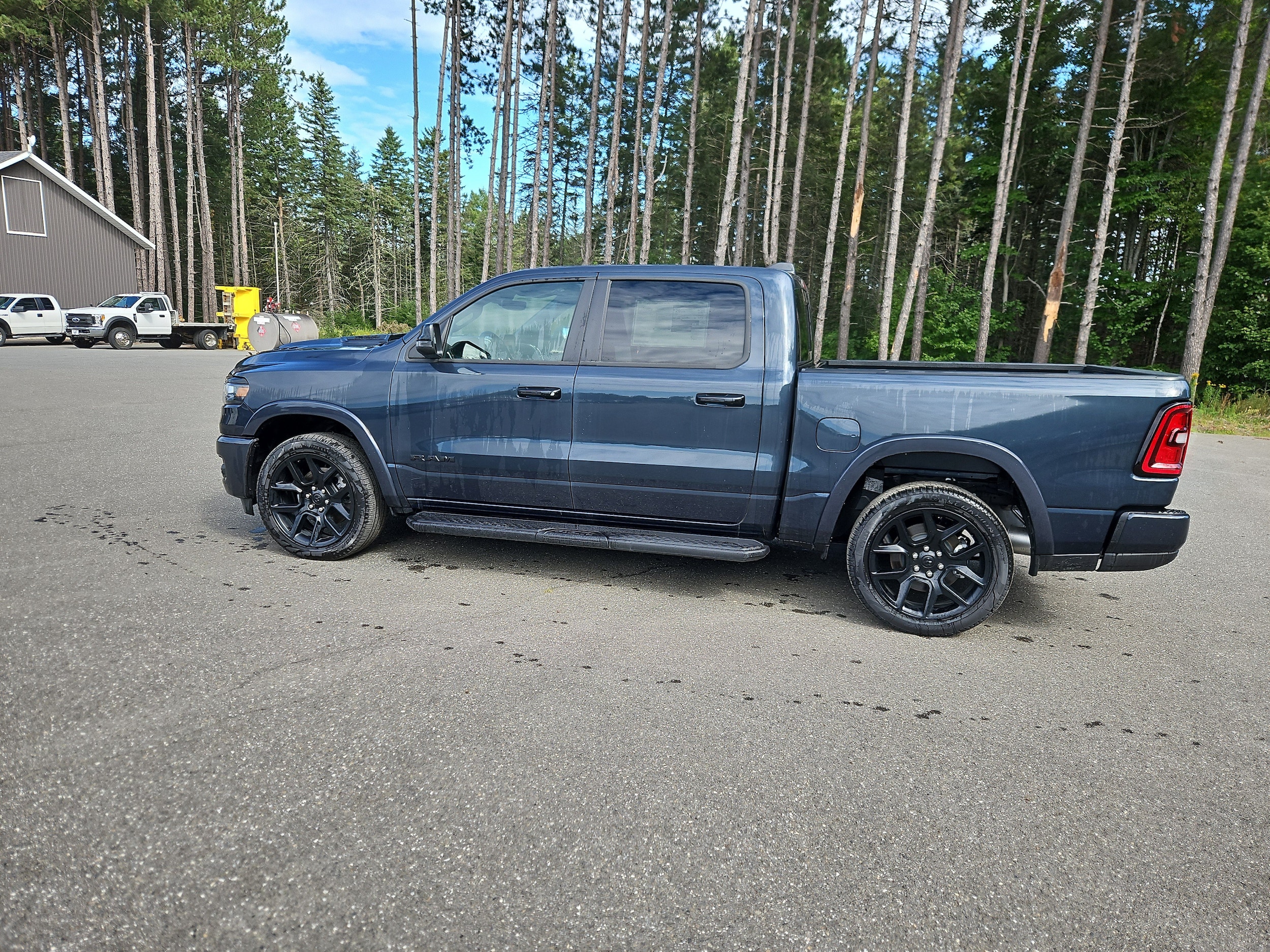 2026 RAM 1500 Laramie - Photo 8