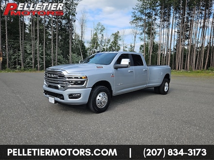 2026 Ram 3500 LARAMIE CREW CAB 4X2 8' BOX Pickup