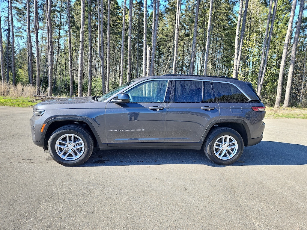 Used 2025 Jeep Grand Cherokee Laredo X SUV