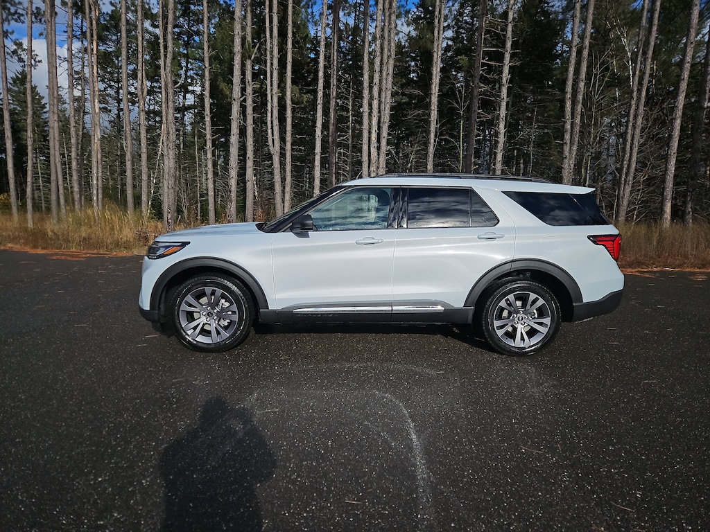 New 2025 Ford Explorer Active SUV