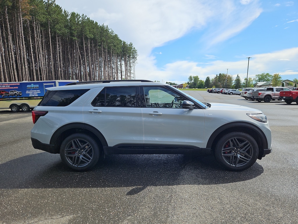 New 2026 Ford Explorer ST-Line SUV