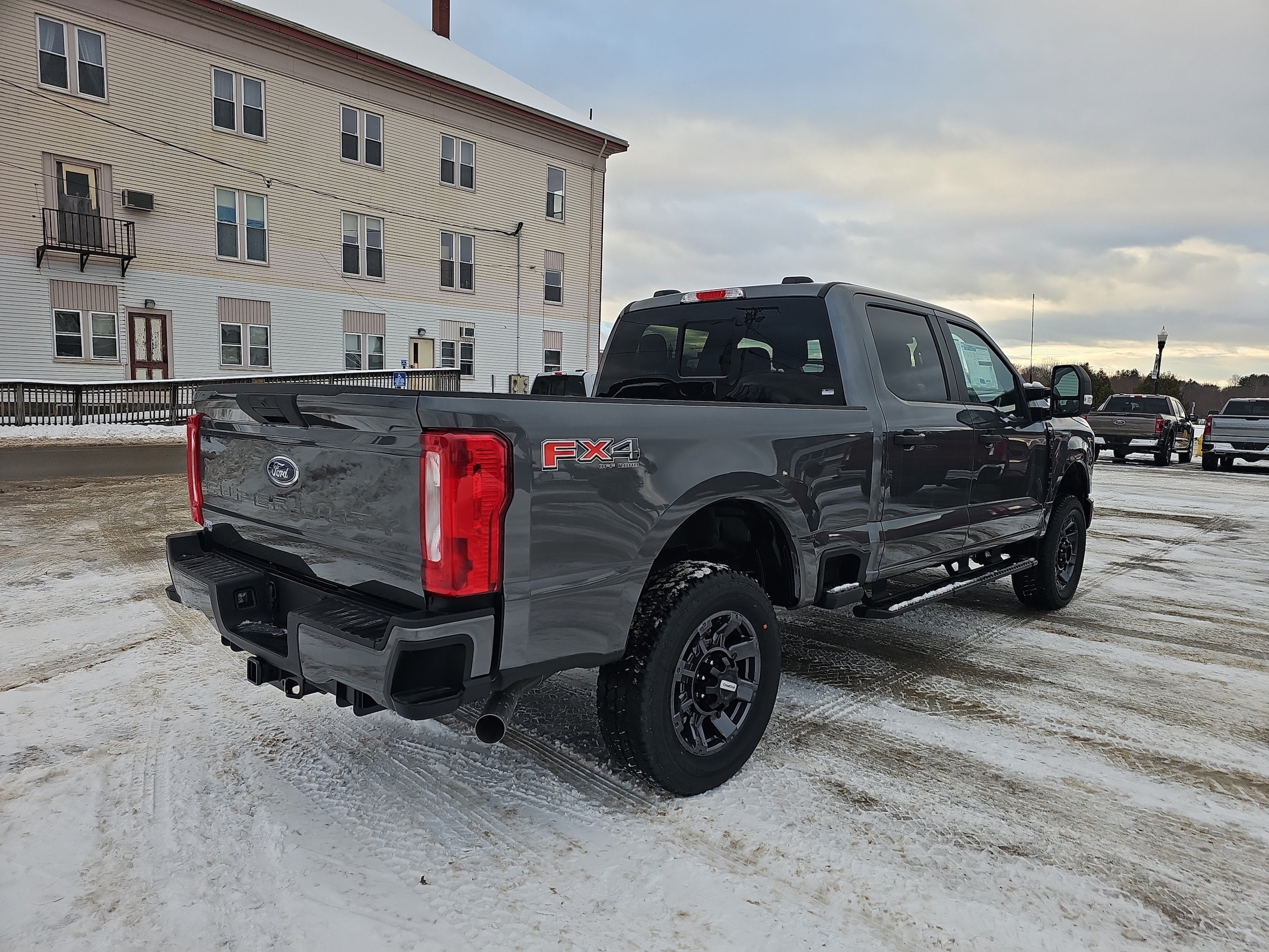 2026 Ford F-350 Super Duty XL - Photo 8