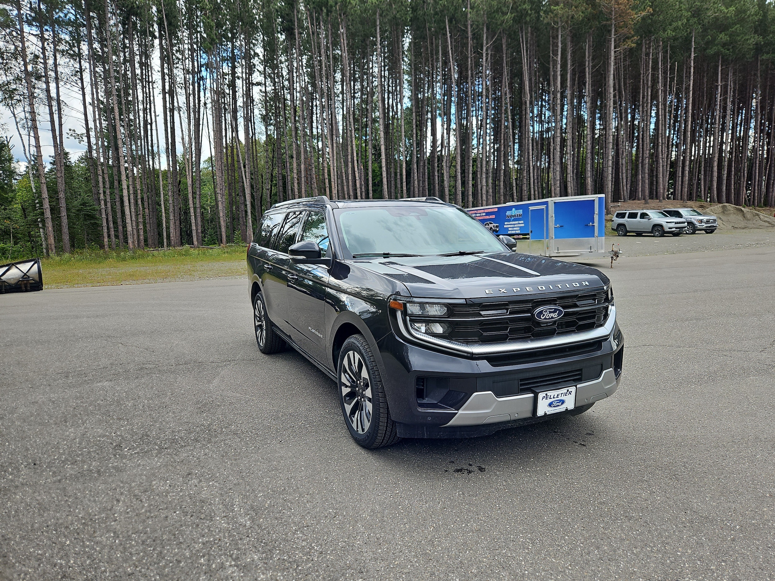 2026 Ford Expedition MAX Platinum - Photo 3