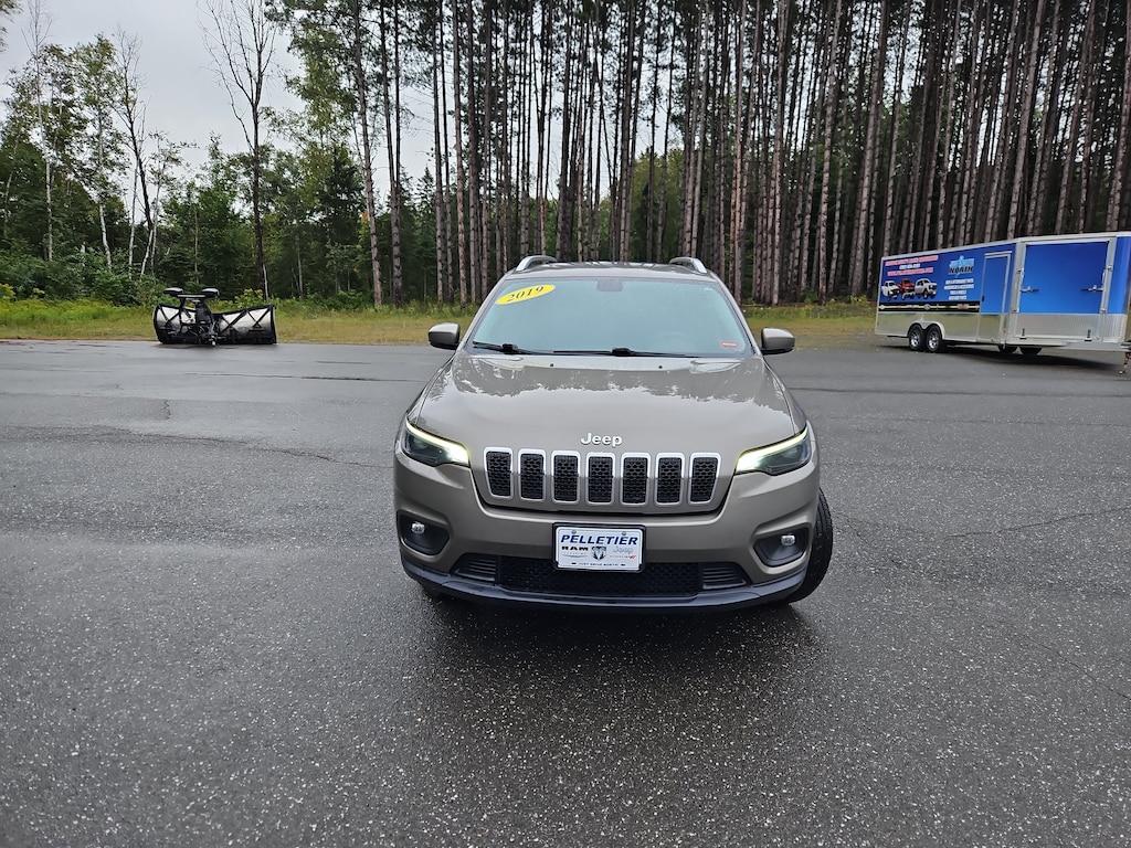 Used 2019 Jeep Cherokee Latitude Plus SUV