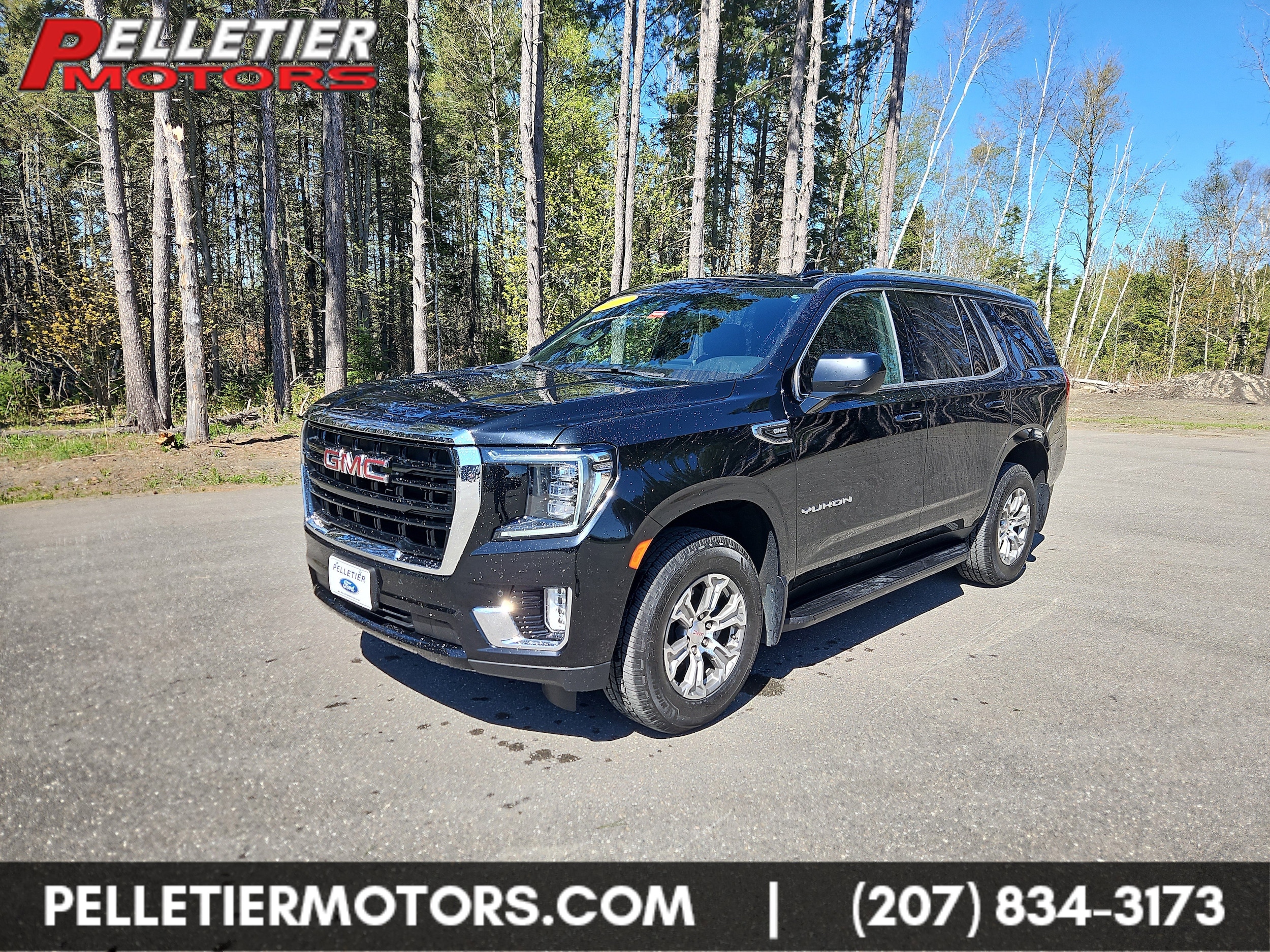 2022 GMC Yukon 4WD SLE's photo